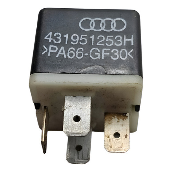 Conector Auxiliar 204 Audi A4 A6 Passat 1997