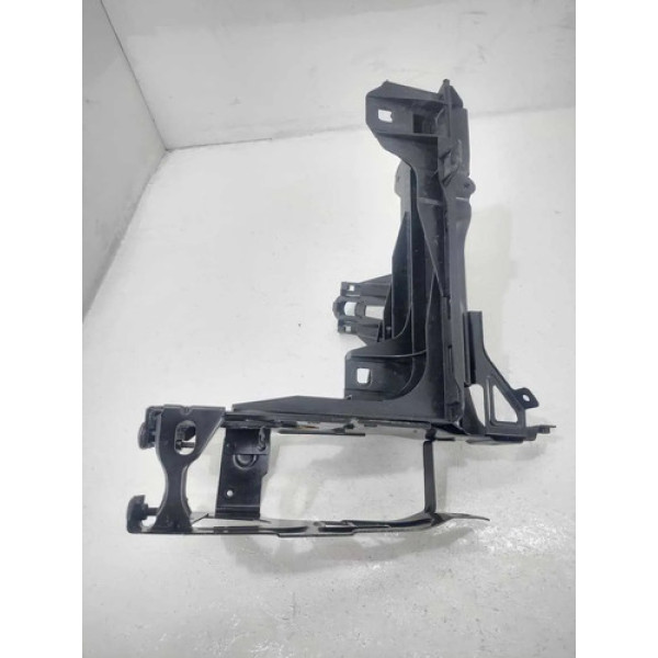 Suporte Farol Bmw 535 2011 Direito
