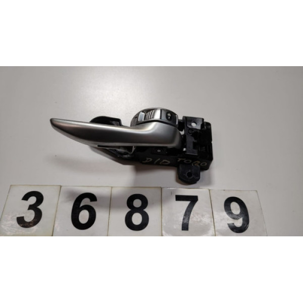 Maçaneta Interna Dianteira D Fiat Toro 2017 =36879 Cx130
