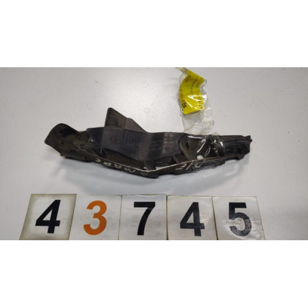 Guia Parachoque Dianteiro Esq.  Vw Amarok 2013=43745 Cx186