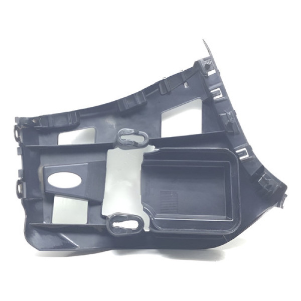 Guia Parachoque Bmw 116 2014 Traseira Esquerda 