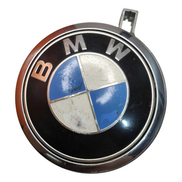 Emblema Fechadura Tampa Bmw 130i 2010 Traseira 1