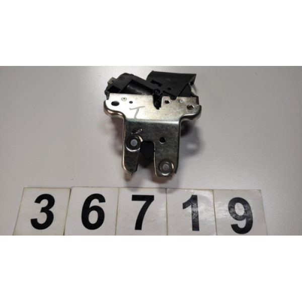 Fechadura Tampa Traseira Vw Passat 2012   =36719 Cx128