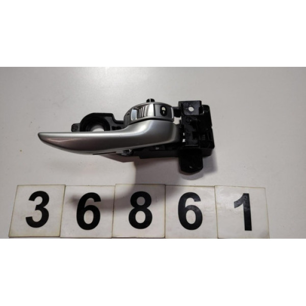 Maçaneta Interna Traseiro D Fiat Toro 2017 =36861 Cx130