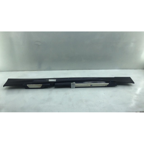 Spoiler Caixa Ar Bmw 130 2010 Dianteiro Esquerdo 