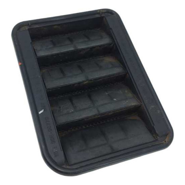 Difusor Saida Ar Carroceria Bmw 116i 2014 Traseiro Direito