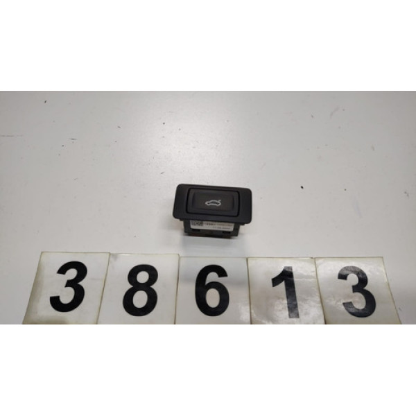 Botão Tampa Traseira Audi Q3 A7 2012 4g0959831a