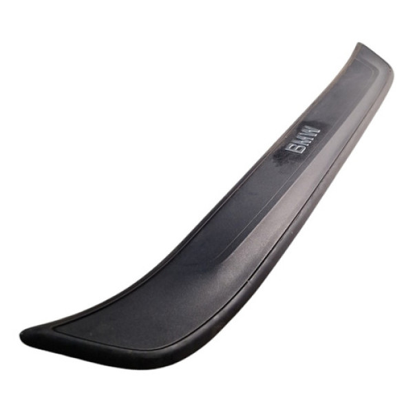 Soleira Porta Dianteira Direita Bmw X1 2011 N46 Preto