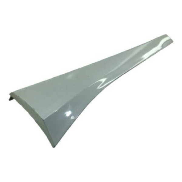 Spoiler Bmw 116 2013 Lado Esquerdo Prateado
