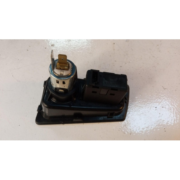 Tomada Aux Isqueiro Bmw 130 2011 61316930561 =35461 Cx109