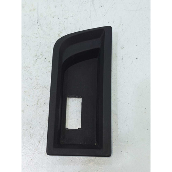 Moldura Entrada Usb Aux In Bmw 320i 2014 1