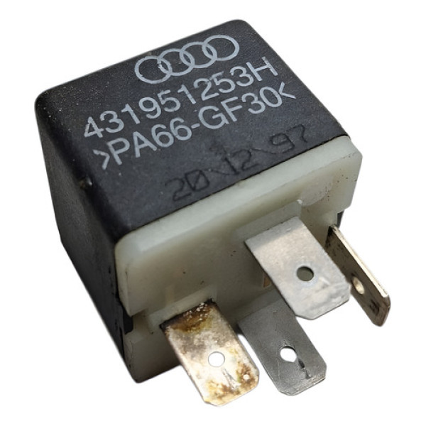 Conector Auxiliar 204 Audi A6 2.8 1999 