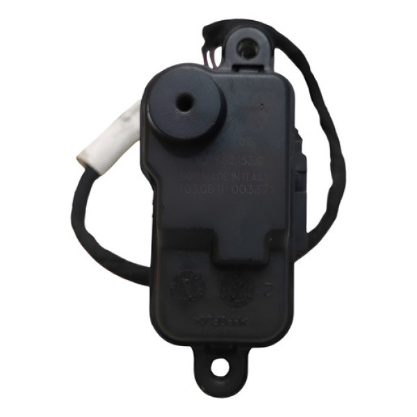 Trava Motor Portinhola Tanque Combustivel Audi A1 2012 1