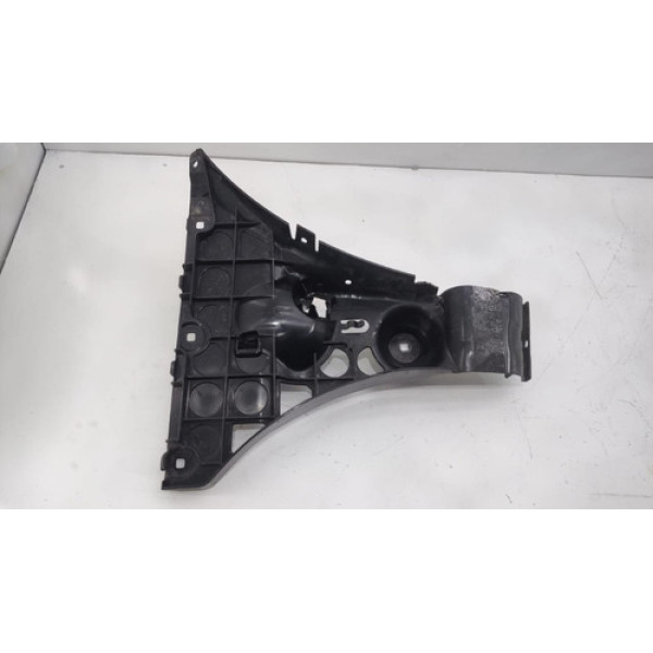 Guia Parachoque Traseiro Direito Bmw 550i 2005 C4