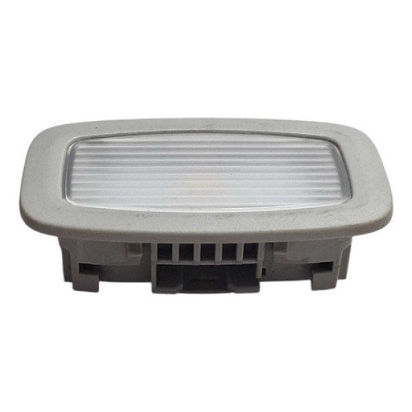 Luz Cortesia Teto Mercedes C180 2016