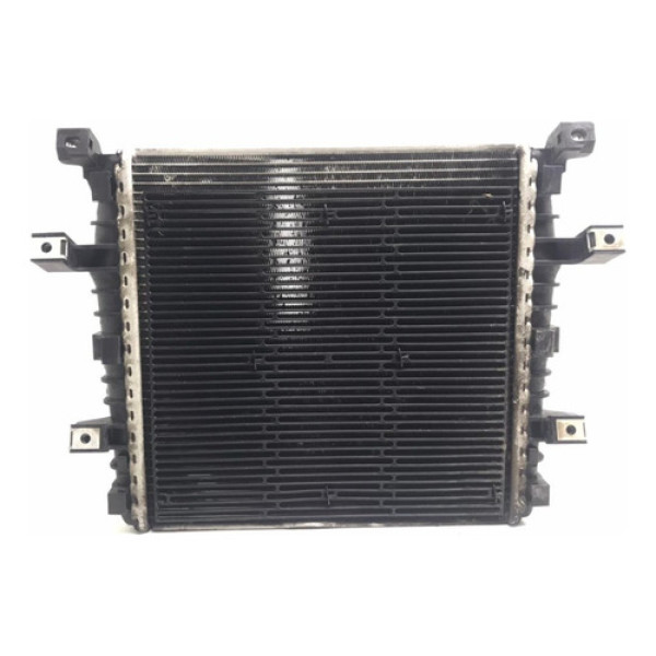Radiador Auxiliar Intercooler Audi Q7 3.0 2011 Direito 