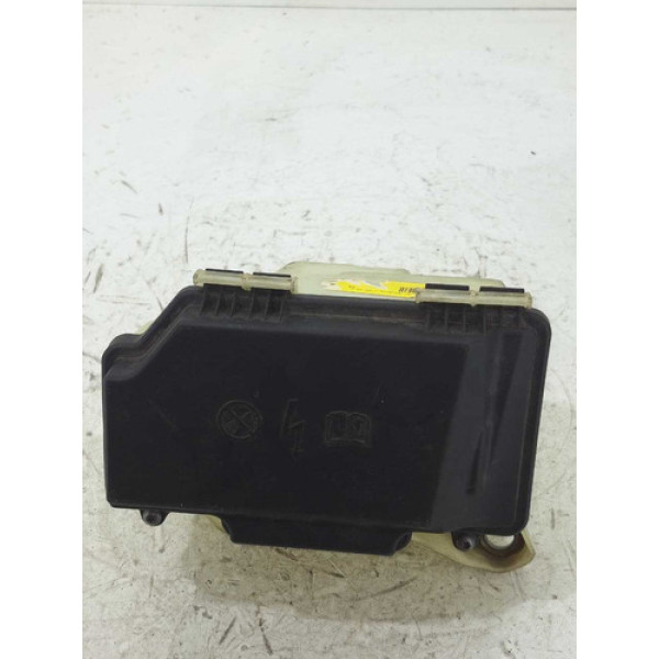 Suporte Caixa Fusivel Mercedes C180 2016