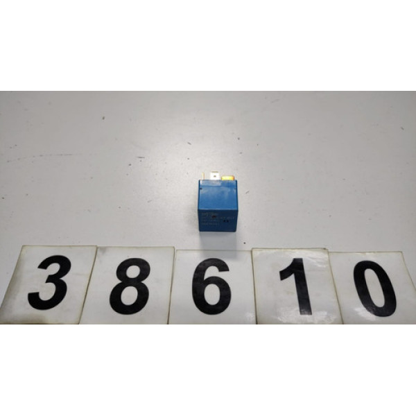 Rele Azul Lancer 2013  8627a041