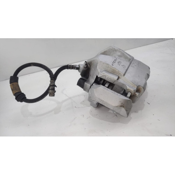 Flexivel Pinça Volvo Xc60 T5 2014 Dianteira Direita 