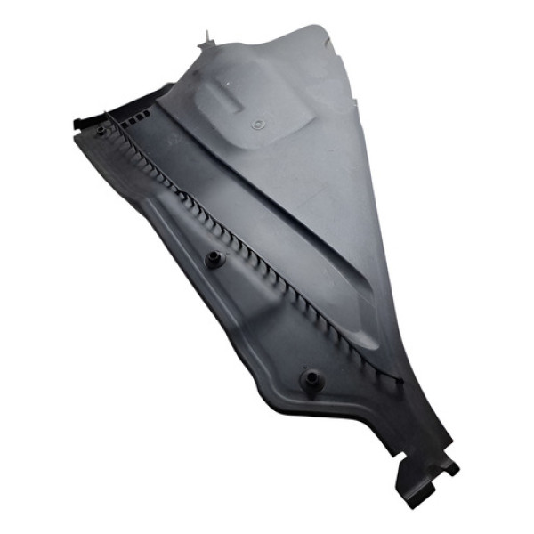 Acabamento Churrasqueira Bmw 328 2013 Dianteira Esquerda - Branco