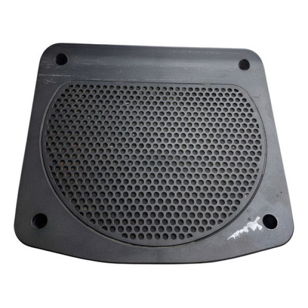Tela Alto Falante Subwoofer Bmw 116 2014 Dianteiro Direito