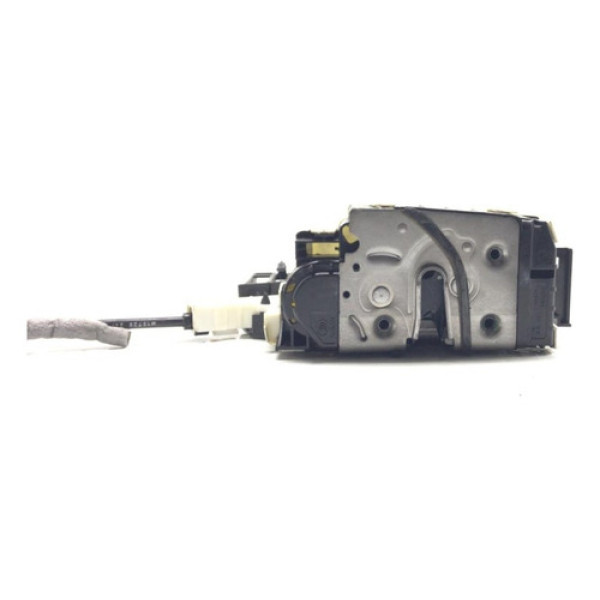 Fechadura Porta Mercedes Gla200 Dianteira Esquerda 2020