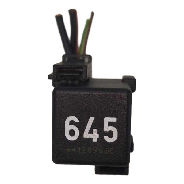 Conector Auxiliar 645 Audi A4 2010