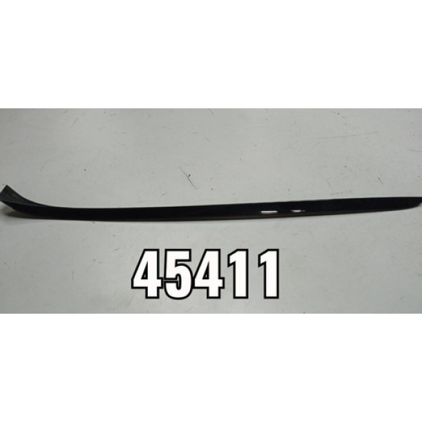 Aplique Friso Dianteiro Direito Bmw 320 2008