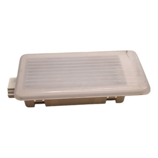 Luz Interna Porta Malas Bmw 116 2015