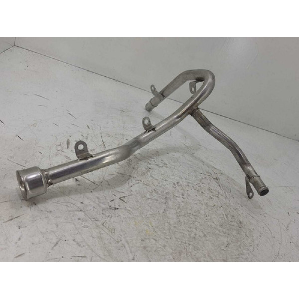 Cano Agua Refrigeraçao Mercedes A200 2015