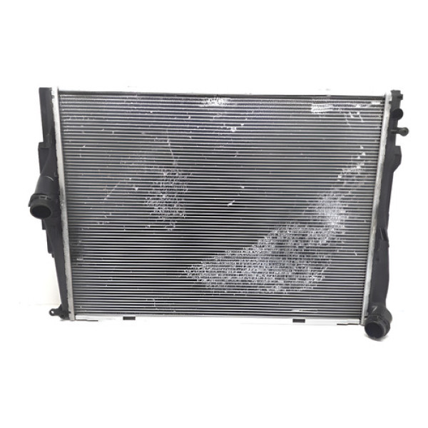 Radiador Bmw 320 2006 2007 2008 2009 Liso Detalhes 1