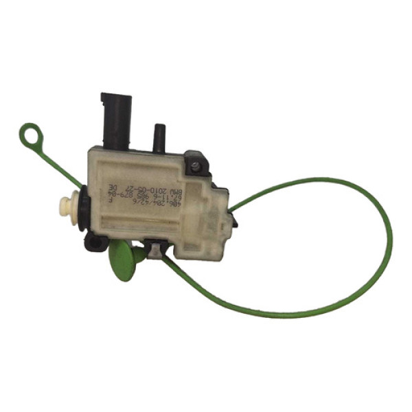 Motor Trava Portinhola Tanque Bmw 130i 2010 1 2010