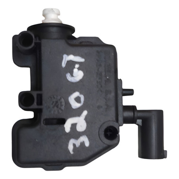 Trava Tanque Combustivel Bmw 320 2014 Preto