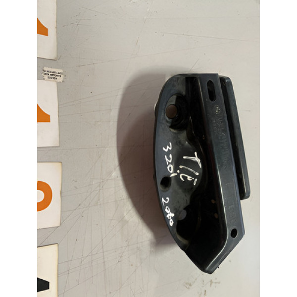 Guia Parachoque Tras Esquerdo 320i 2011 51127118193 1124 C19