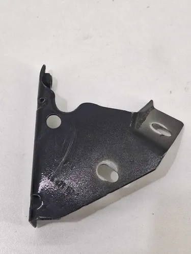 Suporte Fixaçao Paralama Vw Touareg 2010 Dianteira Esquerda
